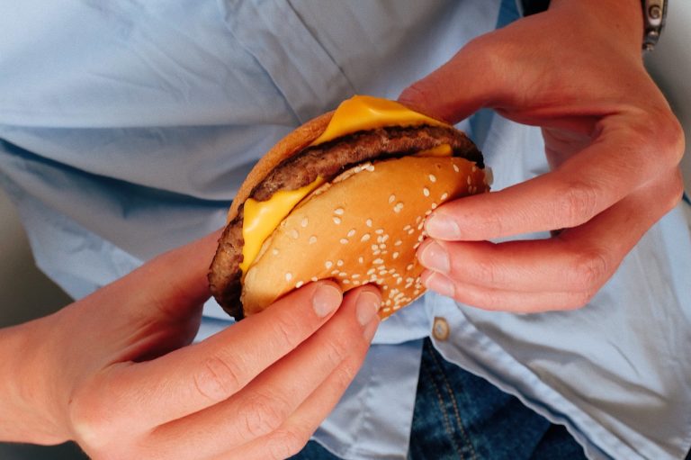 Comment se faire livrer un burger à Toulouse